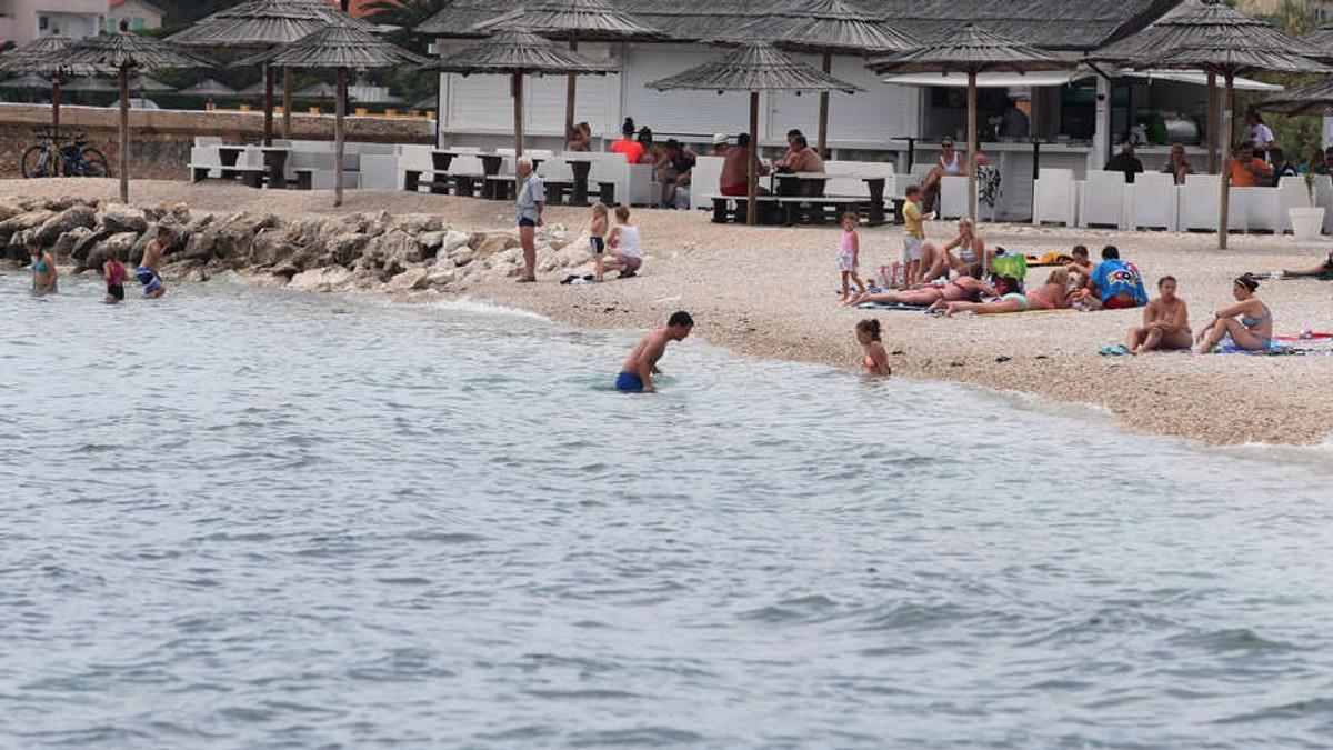 herojski-cin-na-jadranu!-turista-ostao-bez-snage-u-moru-pa-poceo-da-doziva-pomoc:-dvojica-srba-bez-razmisljanja-uskocila-u-vodu-i-spasila-ga-sigurne-smrti herojski-cin-na-jadranu!-turista-ostao-bez-snage-u-moru-pa-poceo-da-doziva-pomoc:-dvojica-srba-bez-razmisljanja-uskocila-u-vodu-i-spasila-ga-sigurne-smrti