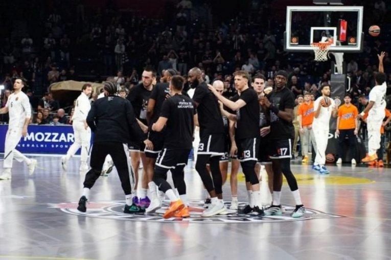 partizan-ga-se-lako-odrekao!-pljuste-pohvale-na-racun-bivseg-igraca-crno-belih-–-grobarima-nece-biti-dobro-od-ovih-reci! partizan-ga-se-lako-odrekao!-pljuste-pohvale-na-racun-bivseg-igraca-crno-belih-–-grobarima-nece-biti-dobro-od-ovih-reci!