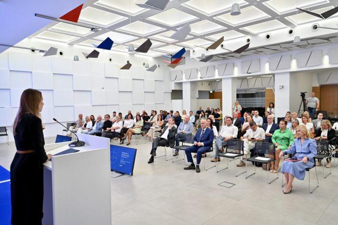 dubravka-dedovic-handanovic-na-konferenciji-„energija-kao-oslonac-rasta”:-u-prvoj-smo-fazi-razvoja-nuklearnog-programa