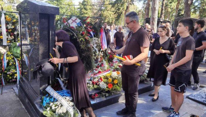 sahranjen-ratko-mladic,-a-iz-regiona-odmah-krenuli-napadi-na-srbiju:-traze-od-eu-da-kazni-beograd-i-obustavi-pregovore