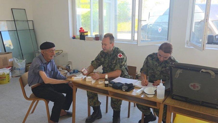 vojni-lekar-na-selu:-preventivni-pregledi-i-kucne-posete-slabopokretnim-u-malom-trnovcu vojni-lekar-na-selu:-preventivni-pregledi-i-kucne-posete-slabopokretnim-u-malom-trnovcu