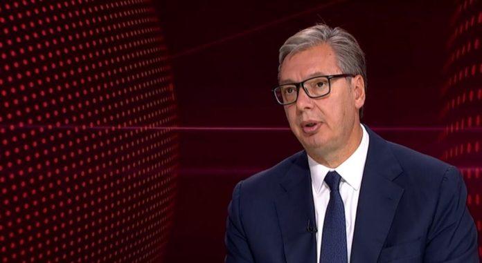 sutra-u-podne-2-vazne-odluke!-vucic-o-napadima-iz-regiona:-necemo-da-reagujemo-histericno!-nama-su-u-holandiji-rekli-da-ne-mozemo-da-obucemo-mladica-u-uniformu