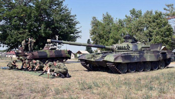 buduci-podoficiri-vojske-srbije-pred-poslednjim-ispitom:-evo-kako-izgleda-zavrsna-faza-obuke-(video)