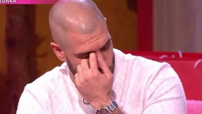 “mi-smo-izgubili-bebu,-a-ljudi-sa-trubacima-slave”-dejan-dragojevic-o-najtezim-danima:-“srusio-nam-se-ceo-svet”
