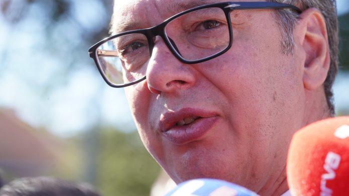 predsednik-vucic-danas-i-sutra-u-poseti-francuskoj