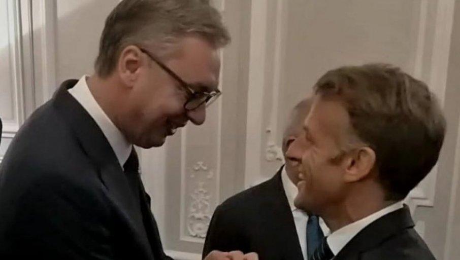 vucica-docekao-makron:-svaki-susret-potvrduje-medusobno-postovanje-i-snazno-partnerstvo-srbije-i-francuske vucica-docekao-makron:-svaki-susret-potvrduje-medusobno-postovanje-i-snazno-partnerstvo-srbije-i-francuske