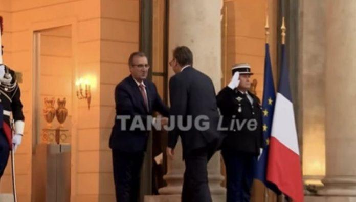 “nove-prilike-za-srbiju-i-nase-ljude”-vucic-podelio-mocan-snimak-iz-jelisejske-palate-(video)