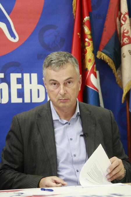 “dzelat-srpske-privrede”-bi-ponovo-da-vlada!-pogledajte-snimak-iz-2011:-dok-je-soskic-unistavao-dinar,-narod-menjao-poslednje-evre-za-prezivljavanje!-(video) “dzelat-srpske-privrede”-bi-ponovo-da-vlada!-pogledajte-snimak-iz-2011:-dok-je-soskic-unistavao-dinar,-narod-menjao-poslednje-evre-za-prezivljavanje!-(video)