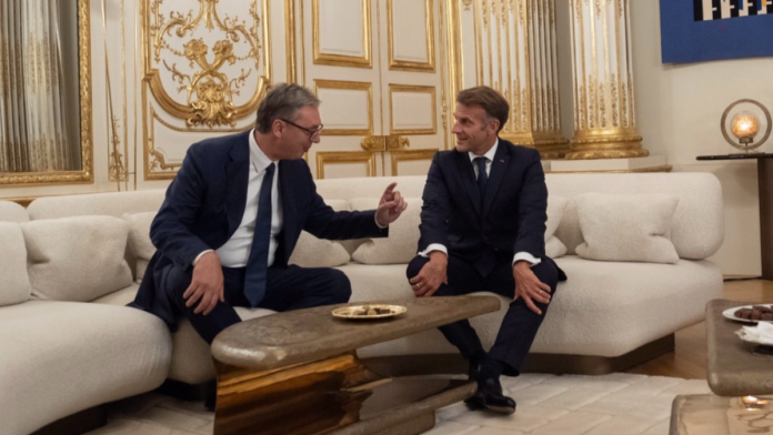 vucic-se-upravo-oglasio-iz-pariza,-danas-ucestvuje-na-samitu-o-svemiru:-“nase-izgradeno-poverenje-cvrst-je-temelj-za-sve-sto-srbija-i-francuska-mogu-zajedno-da-postignu”