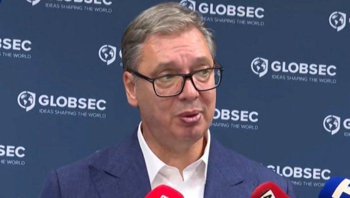 vucic-poslao-enigmaticnu-poruku-bakicu:-ja-sam-predsednik-samo-do-izvesnog-datuma,-posle-cu-komentarisati-“takve-stvari”