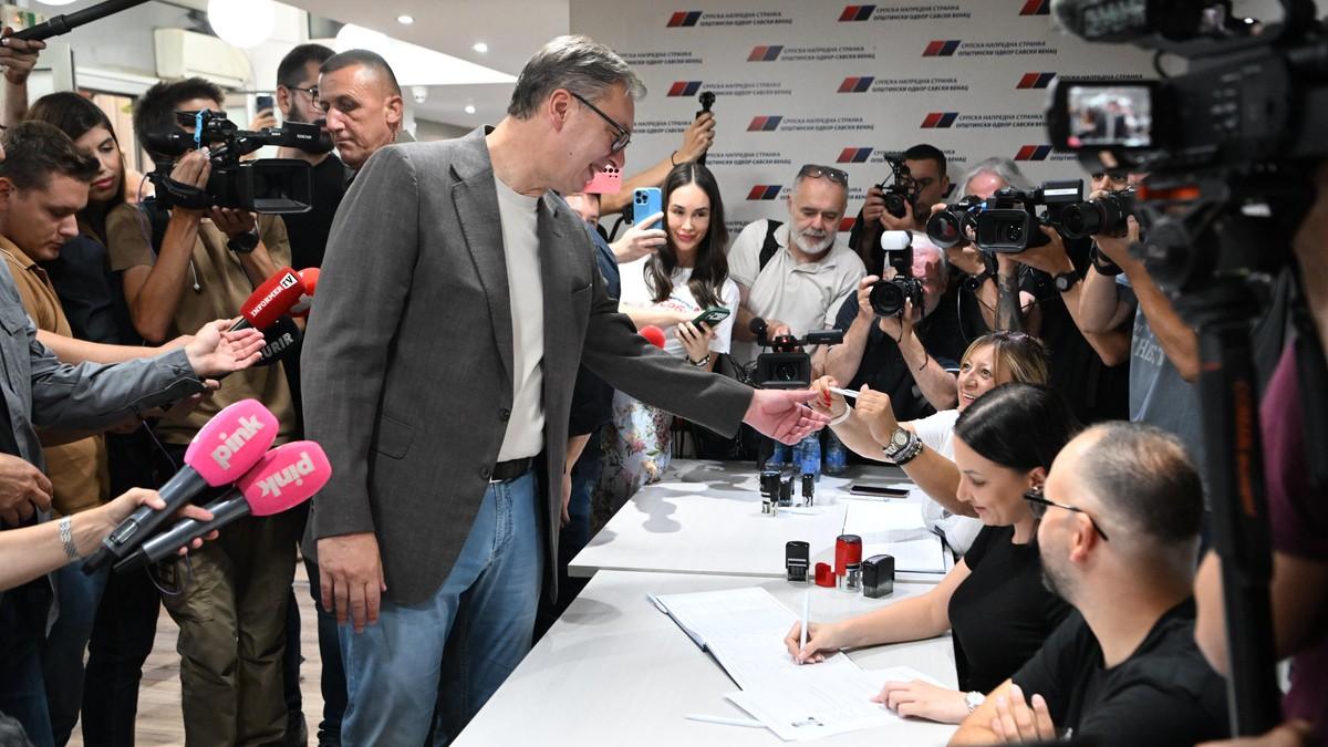 lista-“aleksandar-vucic-–-ujedinjena-srbija”-bice-predata-danas-u-13-sati lista-“aleksandar-vucic-–-ujedinjena-srbija”-bice-predata-danas-u-13-sati