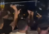 Policija u kordonu čuvala igrače od besnih navijača, čule se stravične uvrede! (VIDEO) policija-u-kordonu-cuvala-igrace-od-besnih-navijaca,-cule-se-stravicne-uvrede!-(video)