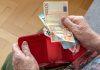 SAV NOVAC DRŽAVNE POMOĆI ISPLAĆEN BANKAMA I POŠTI: Evo kad ga penzioneri mogu očekivati na svojim računima sav-novac-drzavne-pomoci-isplacen-bankama-i-posti:-evo-kad-ga-penzioneri-mogu-ocekivati-na-svojim-racunima