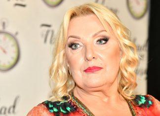 SNEŽANA ĐURIŠIĆ HITNO PREKINULA NASTUP Pevačica pobesnela usred izvođenja svog hita, nastao SKANDAL: “Ne može to tako” snezana-durisic-hitno-prekinula-nastup-pevacica-pobesnela-usred-izvodenja-svog-hita,-nastao-skandal:-“ne-moze-to-tako”