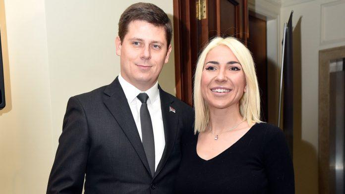 “bila-sam-mu-mama,-a-ne”-jovana-jeremic-je-pre-tigra-i-dragana-ludo-volela-voju:-rodila-mu-cerku,-pa-sve-puklo-–-on-ovako-danas-izgleda-(foto)