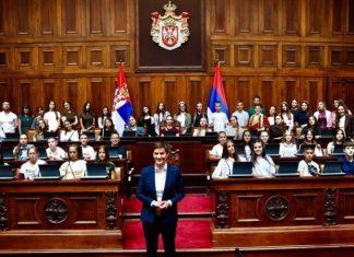 U SUSRET PRAZNIKU JEDINSTVA: Mladi iz Republike Srpske u poseti Narodnoj skupštini u-susret-prazniku-jedinstva:-mladi-iz-republike-srpske-u-poseti-narodnoj-skupstini