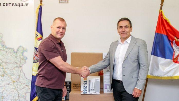nis-donirao-it-opremu-nacionalnom-trening-centru-mup-a