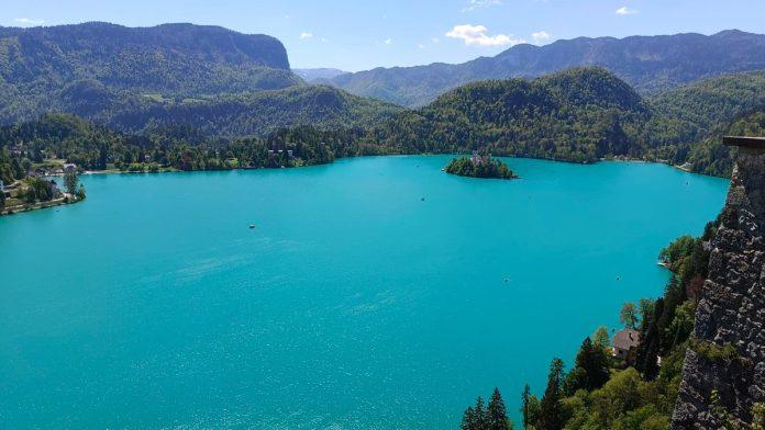 “ako-ne-platite-20-evra,-nemate-nijednu-opciju”!-turistkinja-otisla-na-bled-pa-se-razocarala:-odustala-od-obilaska
