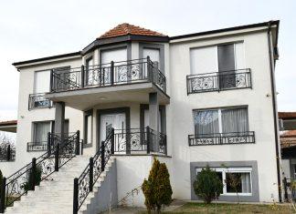 Buržujska vila u Žarkovu od 750 kvadrata, tri luks stana i vozni park: Sva imovina našeg pevača (36), dao milion evra za nekretninu burzujska-vila-u-zarkovu-od-750-kvadrata,-tri-luks-stana-i-vozni-park:-sva-imovina-naseg-pevaca-(36),-dao-milion-evra-za-nekretninu