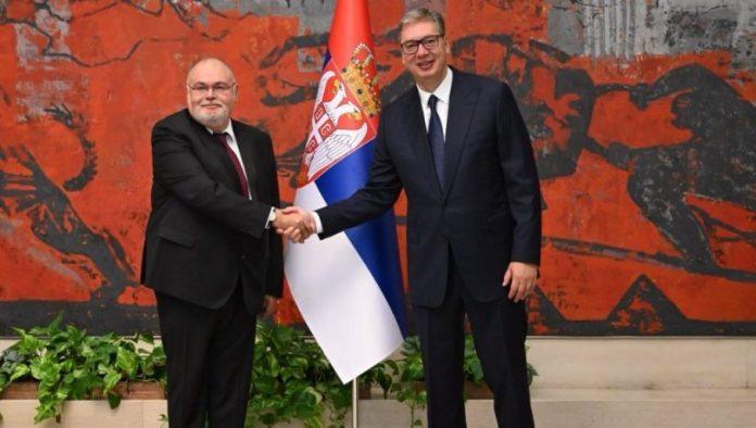vucic-primio-akreditivna-pisma-ambasadora-azerbejdzana:-pozeleo-sam-mu-srdacnu-dobrodoslicu