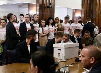 CIRKUS NA PREDAJI BLOKADERSKE LISTE: Studentska lista je skup kretena! cirkus-na-predaji-blokaderske-liste:-studentska-lista-je-skup-kretena!