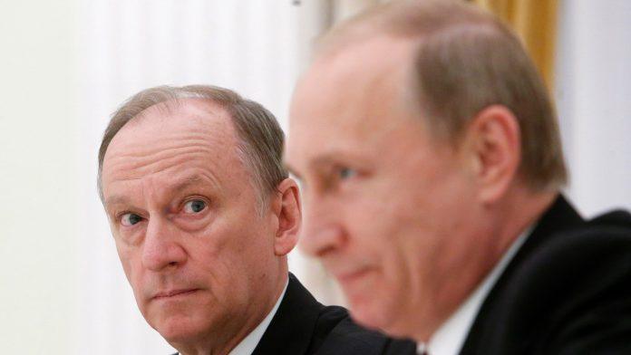 “ako-nas-napadnu,-varsava-ce-prestati-da-postoji-za-2-3-dana”:-putinov-kljucni-covek-pobesneo-zbog-komentara-sikorskog-o-vojnoj-nadmoci