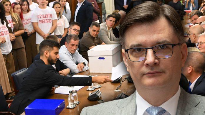 “lista-im-je-puna-ljudi-bliskih-sa-darkom-glisicem,-tu-je-i-cerka-poslanika-pups-a”-jovanov-o-studentskoj-listi-nakon-saznanja-da-je-na-njoj-i-clanica-sns:-“ako-ude-u-parlament-videcemo-u-kojoj-ce-poslanickoj-grupi-nastupati”