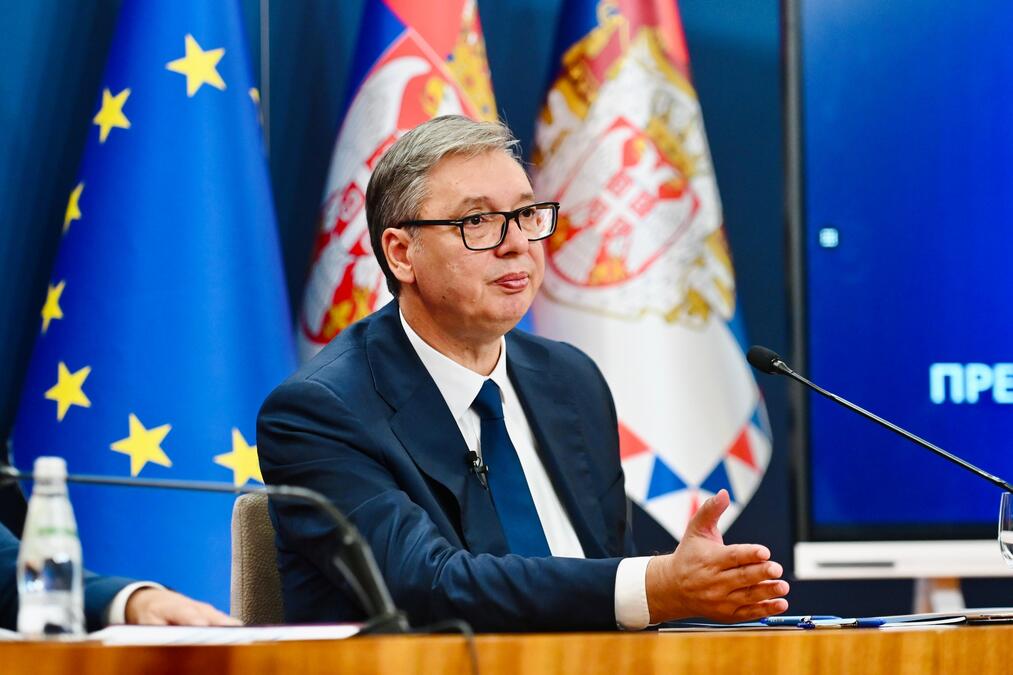vucic-uskoro-krece-u-obilazak-srbije-u-kamp-kucici-razgovor-sa-ljudima-najveci-prioritet!-“ici-cu-u-najudaljenija-sela,-svaki-grad-da-posetim”-video vucic-uskoro-krece-u-obilazak-srbije-u-kamp-kucici-razgovor-sa-ljudima-najveci-prioritet!-“ici-cu-u-najudaljenija-sela,-svaki-grad-da-posetim”-video