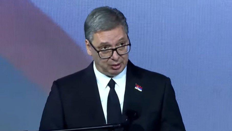 “slavni-preci-nosili-su-slobodu-u-srcu”-vucic:-njihova-zrtva-nije-bila-uzaludna “slavni-preci-nosili-su-slobodu-u-srcu”-vucic:-njihova-zrtva-nije-bila-uzaludna
