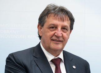 BLIC SLAVI 30 GODINA Čestitka Bratislava Gašića, ministra odbrane: “Jedini garant tako dugog i uspešnog trajanja jeste izvrsnost, koje u radu redakcije Blica nikada nije manjkalo” blic-slavi-30-godina-cestitka-bratislava-gasica,-ministra-odbrane:-“jedini-garant-tako-dugog-i-uspesnog-trajanja-jeste-izvrsnost,-koje-u-radu-redakcije-blica-nikada-nije-manjkalo”