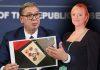 “BRUTALNI POLITIČKI AKTIVISTA KOJI PSUJE,NE NOVINAR” Evo šta je Žaklina Tatalović htela da unese u Predsedništvo:Novi skandal kandidatkinje za blokadersku listu “brutalni-politicki-aktivista-koji-psuje,ne-novinar”-evo-sta-je-zaklina-tatalovic-htela-da-unese-u-predsednistvo:novi-skandal-kandidatkinje-za-blokadersku-listu