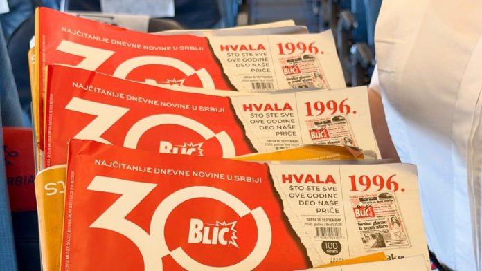 rodendanski-“blic”-poleteo-sa-er-srbijom:-posebno-izdanje-uruceno-putnicima-biznis-klase-(foto)