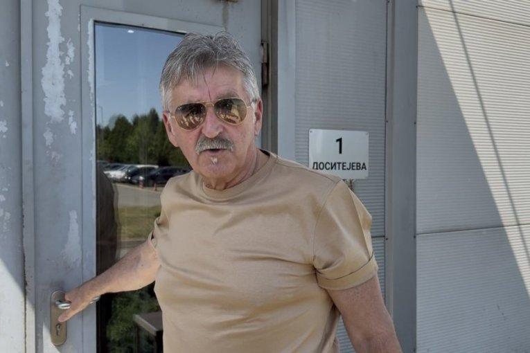 “doktor-mi-je-rekao-da-imam-tri-godine-zivota”:-ispovest-dragana-stojkovica-bosanaca-kida-dusu-na-komade! “doktor-mi-je-rekao-da-imam-tri-godine-zivota”:-ispovest-dragana-stojkovica-bosanaca-kida-dusu-na-komade!