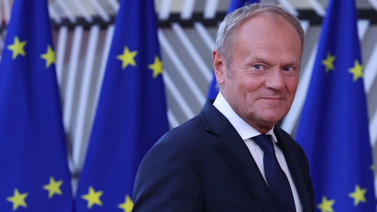 premijer-se-upravo-vanredno-obratio-svim-gradanima:-“poljaci,-spremite-se,-slede-ozbiljni-dogadaji!-moguce-je-razaranje” premijer-se-upravo-vanredno-obratio-svim-gradanima:-“poljaci,-spremite-se,-slede-ozbiljni-dogadaji!-moguce-je-razaranje”