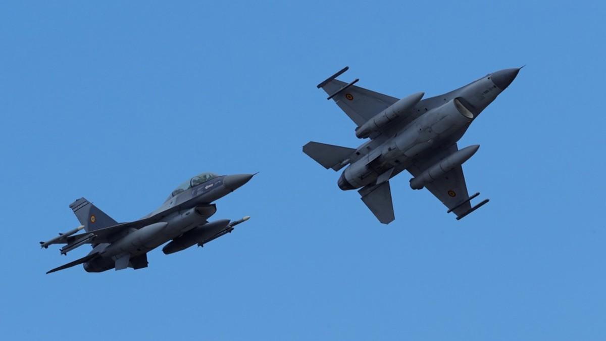 (foto)-srusio-se-mocni-americki-f-16!-drama-u-blizini-granice-sa-kanadom:-evakuisani-su-svi-stanovnici-u-krugu-od-kilometar-i-po-od-mesta-nesrece (foto)-srusio-se-mocni-americki-f-16!-drama-u-blizini-granice-sa-kanadom:-evakuisani-su-svi-stanovnici-u-krugu-od-kilometar-i-po-od-mesta-nesrece