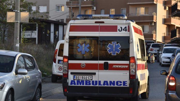 auto-udario-dete,-pretrcavalo-jednu-od-najprometnijih-ulica!-nesreca-u-vranju,-malisan-tesko-povreden,-transportovan-u-nis