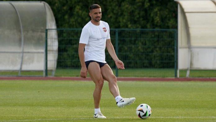 paunovic-otkrio-kako-se-tadic-vratio-u-reprezentaciju:-“on-moze-da-bude-simbol-ozdravljenja-srbije”