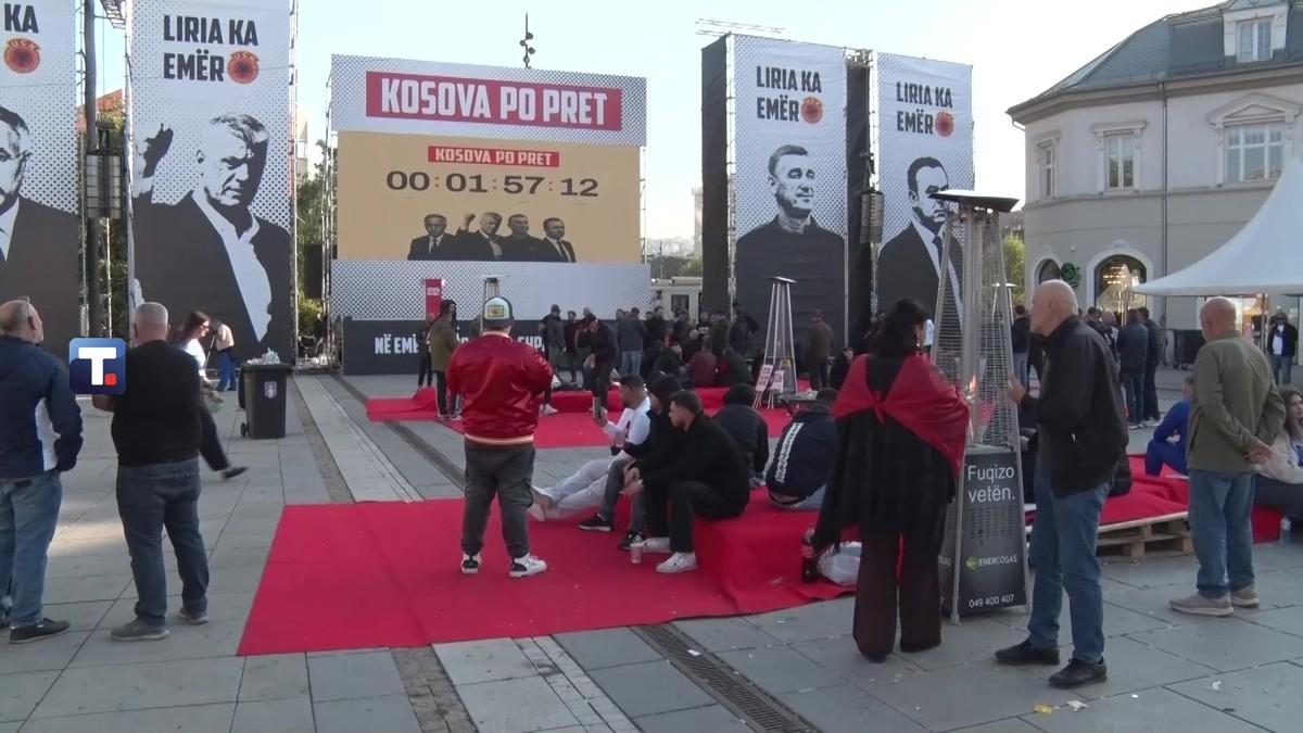 odrzan-protest-pristalica-tzv.-ovk,-zatrazeno-ukidanje-ili-izmena-zakona-o-specijalizovanim-vecama-u-hagu odrzan-protest-pristalica-tzv.-ovk,-zatrazeno-ukidanje-ili-izmena-zakona-o-specijalizovanim-vecama-u-hagu