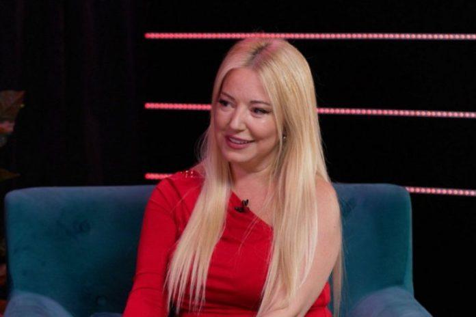 emotivno-sa-drinom:-ivana-jordan-prvi-put-otvoreno-o-karijeri,-ljubavi,-razvodu-i-muskarcu-koji-joj-je-vratio-osmeh-–-ali-pred-oltar-vise-nece-(video)
