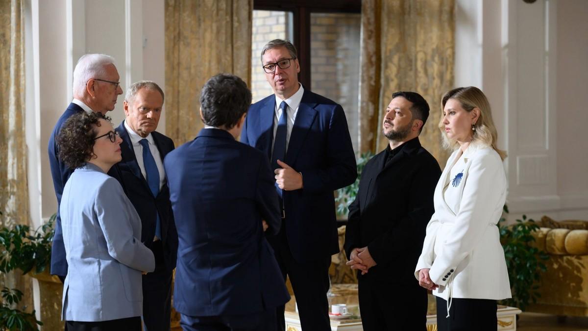 “radimo-sve-sto-mozemo-da-dode-do-toga”-zelenski-se-zahvalio-vucicu,-otkrio-i-o-cemu-su-razgovarali-na-sastanku “radimo-sve-sto-mozemo-da-dode-do-toga”-zelenski-se-zahvalio-vucicu,-otkrio-i-o-cemu-su-razgovarali-na-sastanku