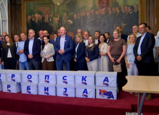 Коалиција “Европска Србија – Мариника Тепић – Здравко Понош“ предала потписе РИК-у Коалиција-“Европска-Србија-–-Мариника-Тепић-–-Здравко-Понош“-предала-потписе-РИК-у