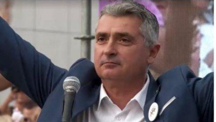 srdanovic-sokirao-srbiju:-prvi-na-blokaderskoj-listi-porucio-penzionerima-da-„ne-pocivaju-u-miru”,-a-novinarkama-uputio-najvulgarnije-uvrede
