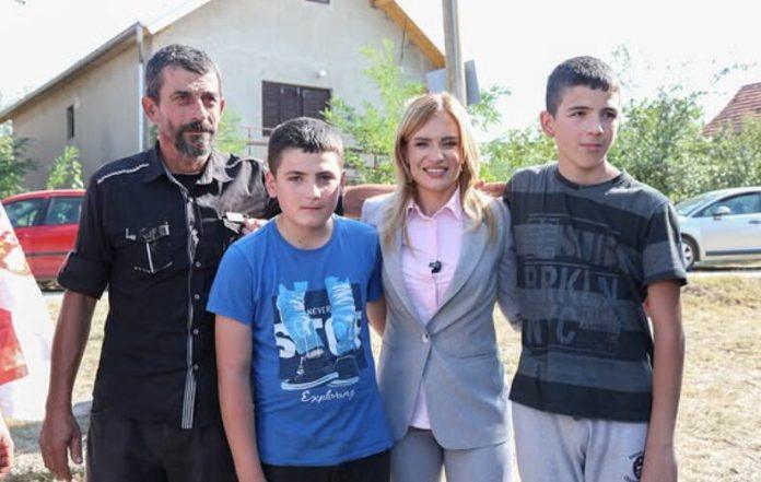 posle-100-godina,-prvi-put-je-jedan-ministar-dosao-u-ovo-selo!-milica-durdevic-stamenkovski-u-obilicu,-najavila-obnovu-spomenika-toplickim-herojima