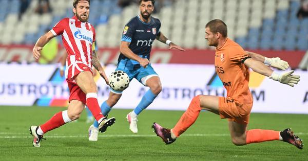 zvezda-se-prosetala-pored-radnickog,-arnautovic-se-probudio-/galerija/ zvezda-se-prosetala-pored-radnickog,-arnautovic-se-probudio-/galerija/