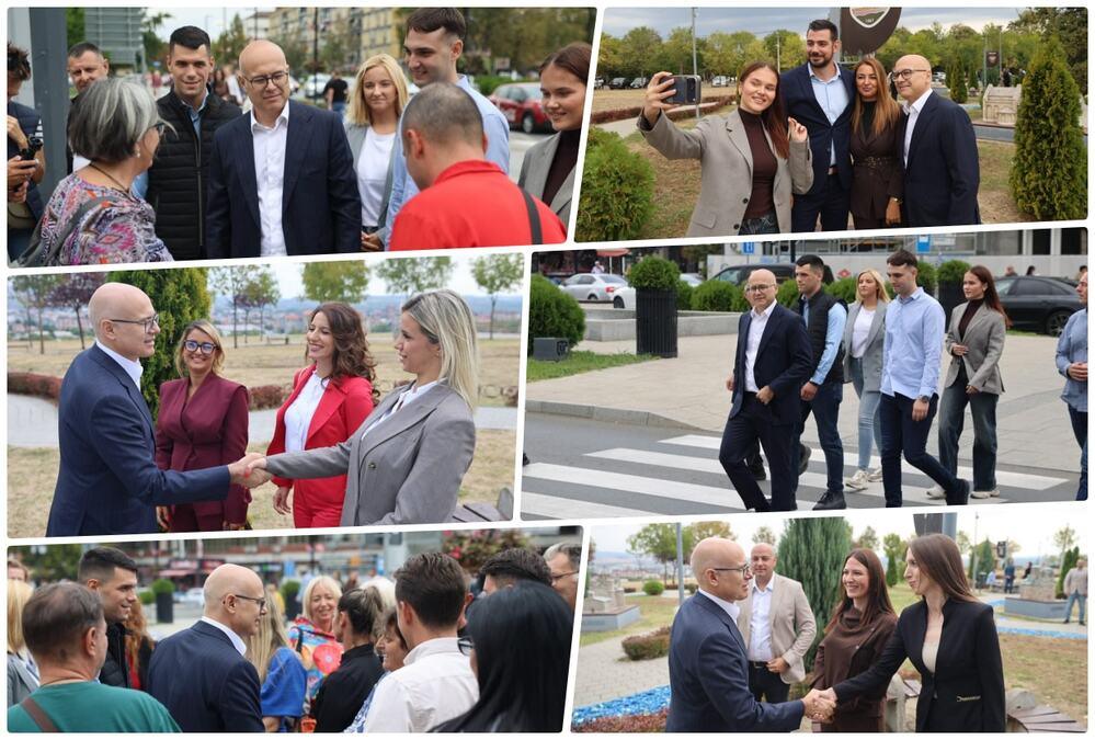 “glas-naroda-je-za-nas-najvaznija-zapovest”-vucevic-iz-krusevca-poslao-jasnu-poruku:-nudimo-razgovor-i-resenje,-a-blokade-promene-i-probleme!-(foto) “glas-naroda-je-za-nas-najvaznija-zapovest”-vucevic-iz-krusevca-poslao-jasnu-poruku:-nudimo-razgovor-i-resenje,-a-blokade-promene-i-probleme!-(foto)