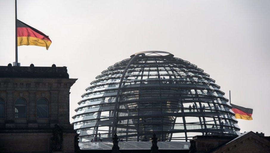 promene-se-naziru-u-nemackoj:-afd-pregovara-s-moskvom-o-gasu promene-se-naziru-u-nemackoj:-afd-pregovara-s-moskvom-o-gasu