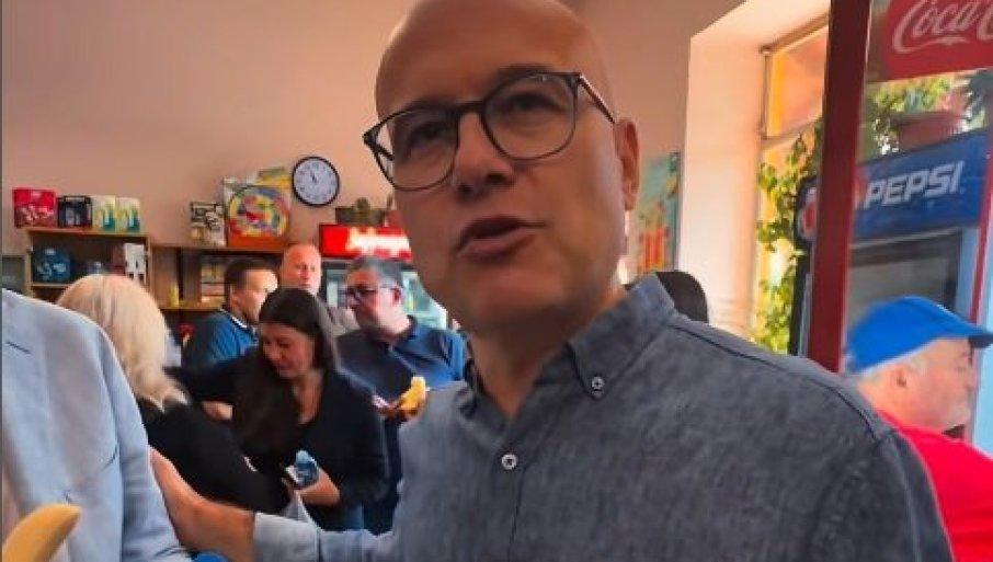 samo-zdravo!-nema-bureka,-prelazimo-na-banane-vucevic-ne-zna-sta-ga-je-snaslo:-nameracio-se-na-cvarke,-al’-naleteo-na-njega-(video) samo-zdravo!-nema-bureka,-prelazimo-na-banane-vucevic-ne-zna-sta-ga-je-snaslo:-nameracio-se-na-cvarke,-al’-naleteo-na-njega-(video)