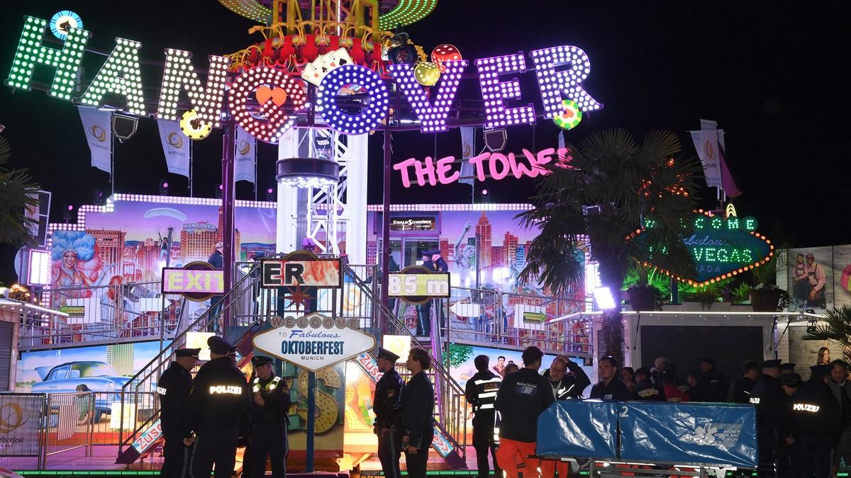 prvi-snimak-sa-mesta-jezive-nesrece-na-oktoberfestu!-srbin-stradao-na-nacin-koji-ledi-krv:-gondola-ga-zgnjecila,-policija-sve-blokirala-(foto,-video) prvi-snimak-sa-mesta-jezive-nesrece-na-oktoberfestu!-srbin-stradao-na-nacin-koji-ledi-krv:-gondola-ga-zgnjecila,-policija-sve-blokirala-(foto,-video)