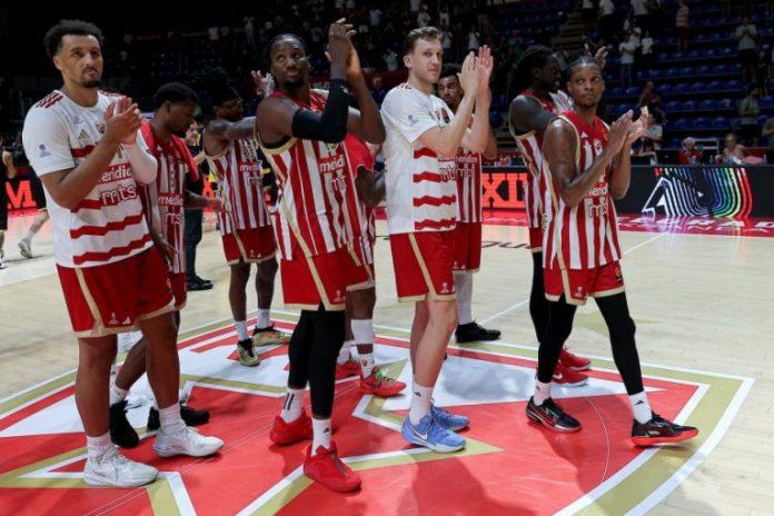 ovo-je-raspored-crvene-zvezde-u-evroligi:-evo-koliko-meceva-kod-kuce-ceka-ibona-navara-i-njegove-momke-do-kraja-oktobra