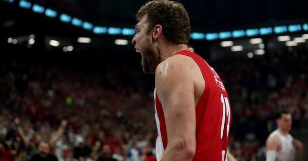 vezenkov-je-najskuplji-u-fantaziju,-a-u-top-10-je-jedan-igrac-zvezde! vezenkov-je-najskuplji-u-fantaziju,-a-u-top-10-je-jedan-igrac-zvezde!